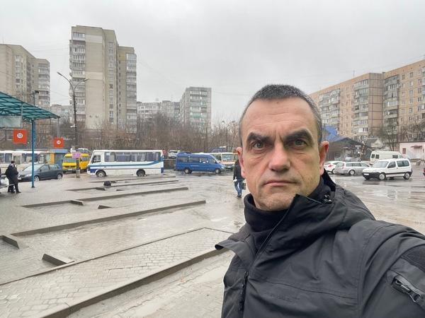 For those of you here on Quora writing that Ukraine is winning the war, that Putin is being overthrown or Russian soldiers are being massacred, do you believe what you write or are writing because that is what your audience wants to read?-第1张图片